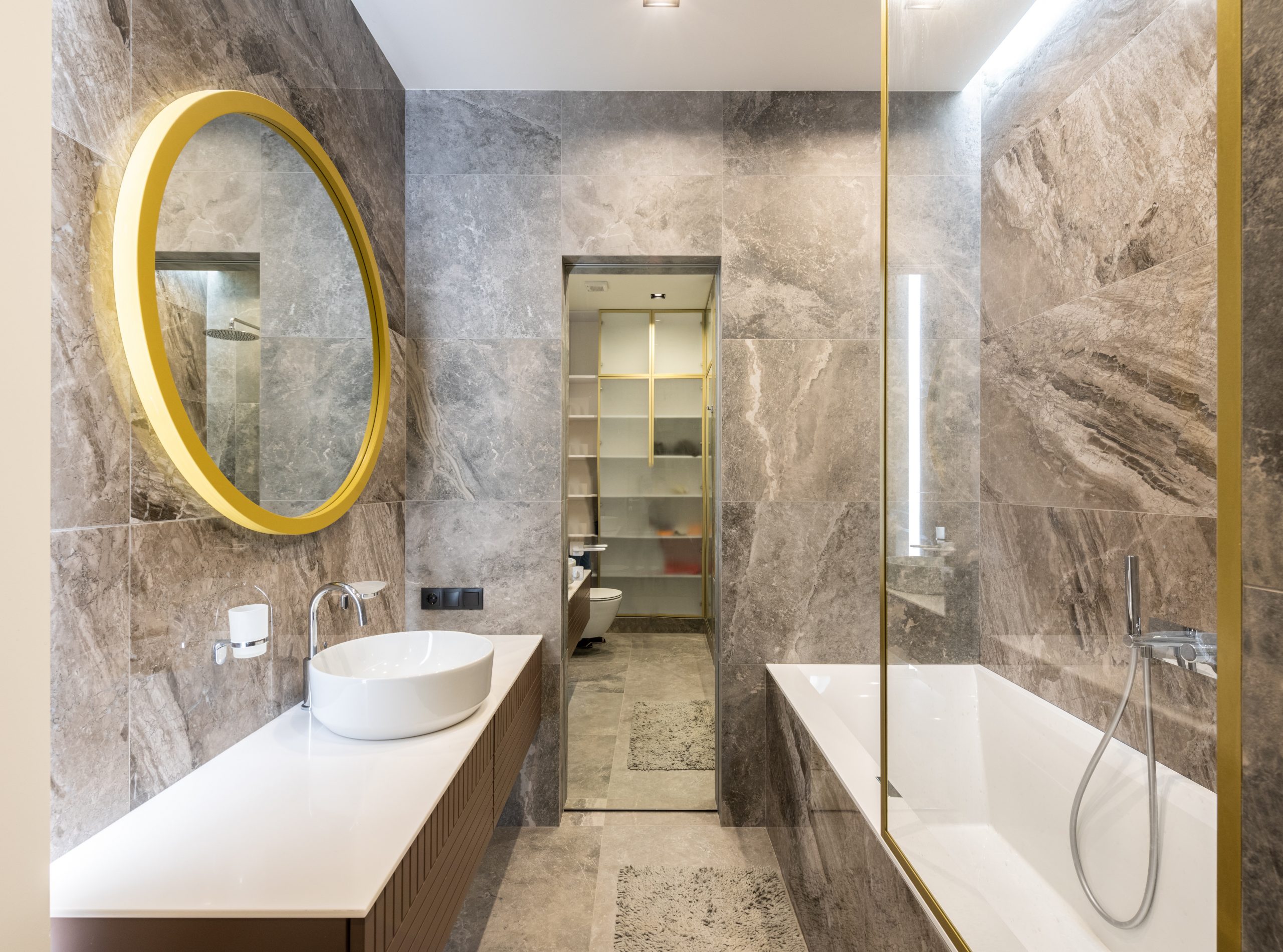 Bathroom Shelves & the Latest Bathroom Redesign Trends